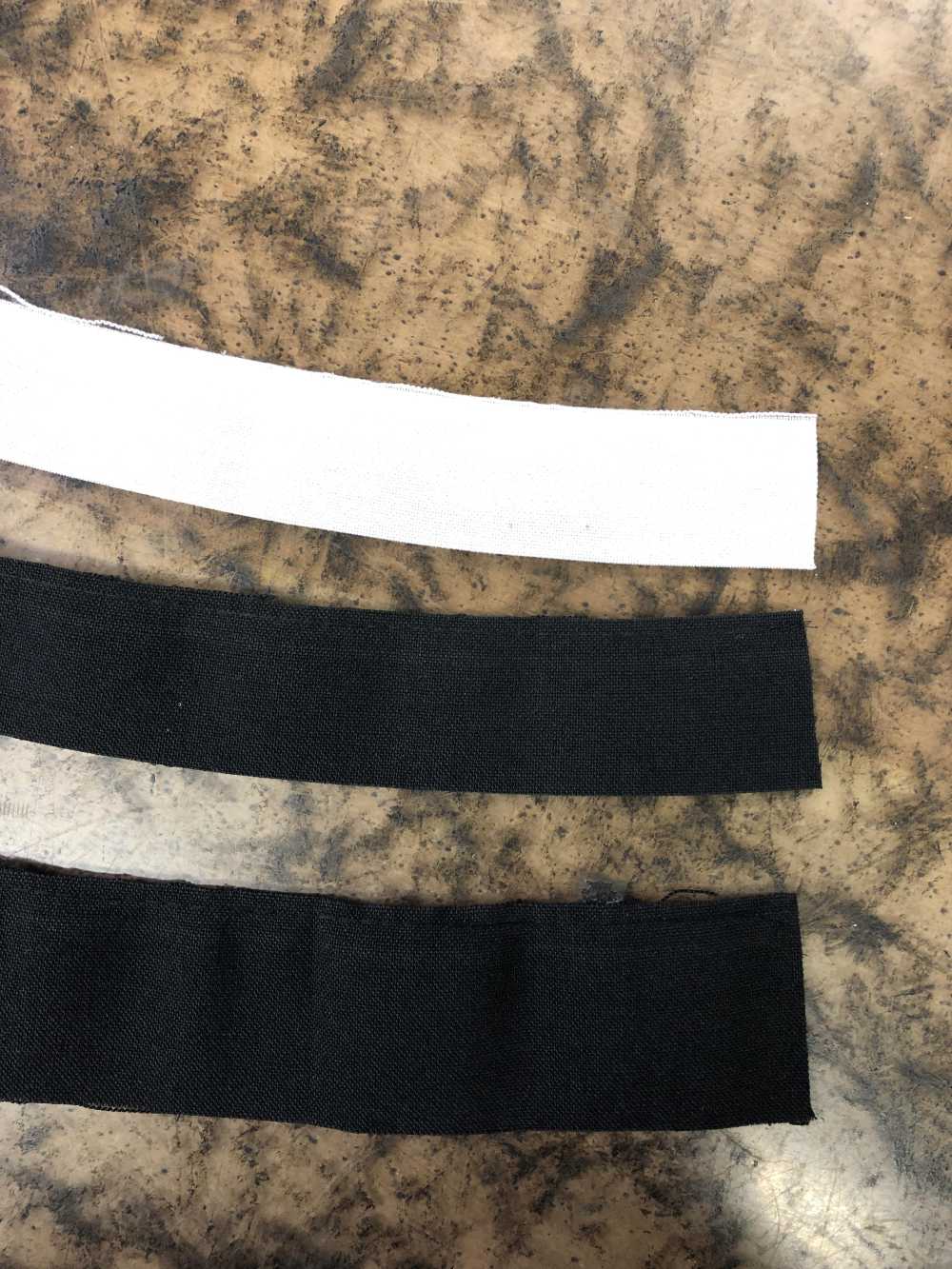 ZT3504CB 【特价】腰衬带弹力曲线[衬布] 东海Thermo