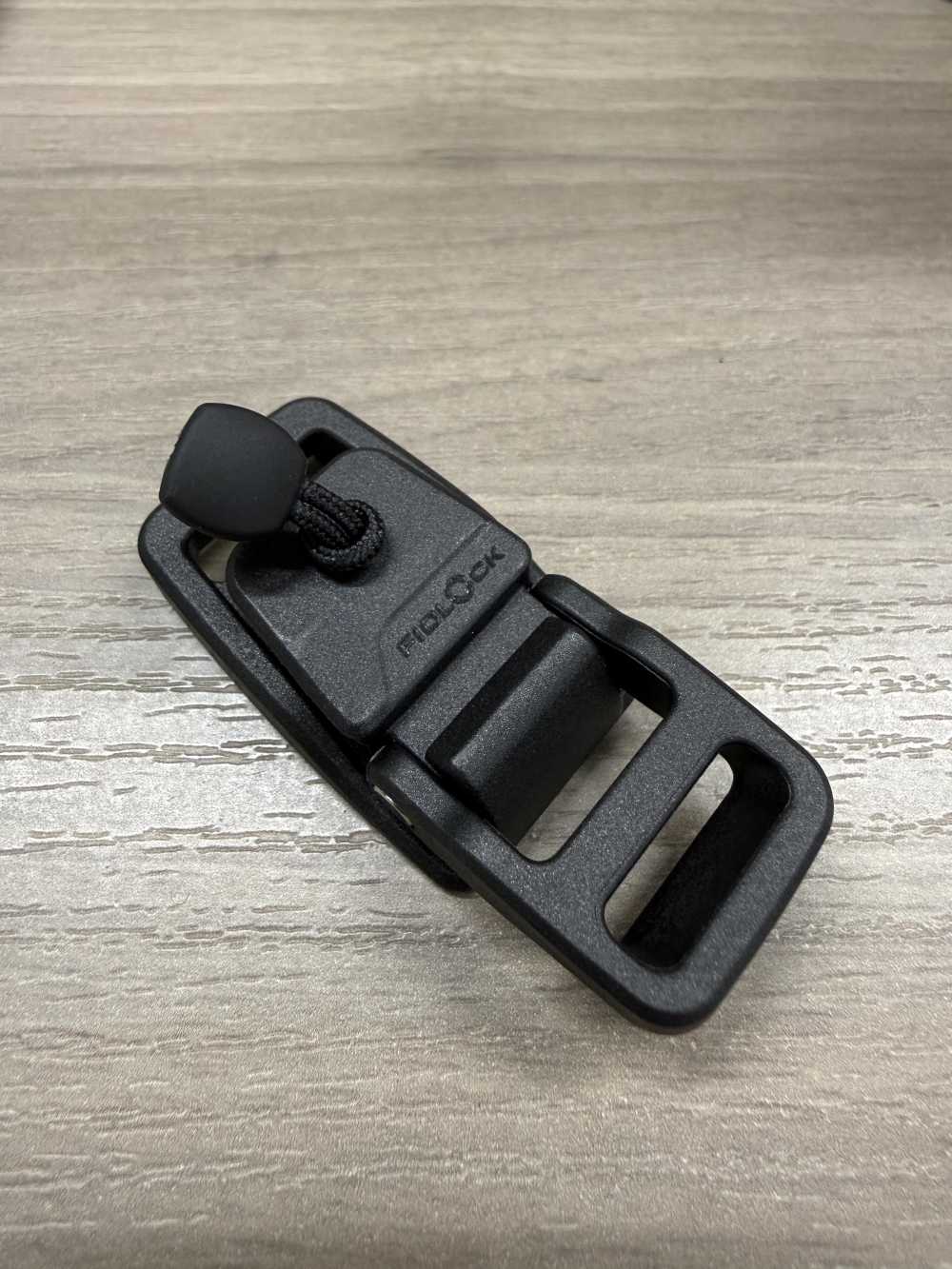 IFF1665 FIDLOCK[扣和钩子] IRIS纽扣