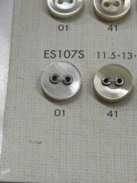 ES107S DAIYA BUTTONS 装饰性 2仿贝壳聚酯纤维纽扣 Osaka Plastic Industries（DAIYA BUTTON） 更多图片
