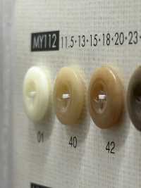 MY112 简单优雅的 4 孔聚酯纤维纽扣，适用于衬衫和衬衫 Osaka Plastic Industries（DAIYA BUTTON） 更多图片
