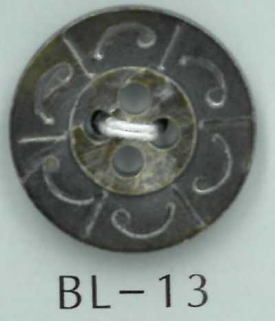 BL-13 四孔和风图案贝壳纽扣