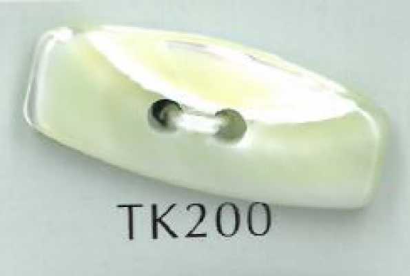 TK200 两孔粗呢贝壳纽扣