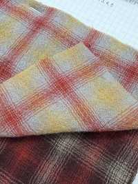 7236 羊毛纱渐变格纹[面料] FINE TEXTILE 更多图片