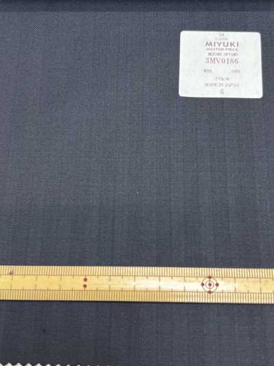 3MV0186 MIYUKI 常规系列 ETERNALS MERINO OPTIMO WOOL100% 海军蓝 人字纹